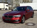 BMW 530d xDrive Touring A - AHK PANO - rote BMW 530