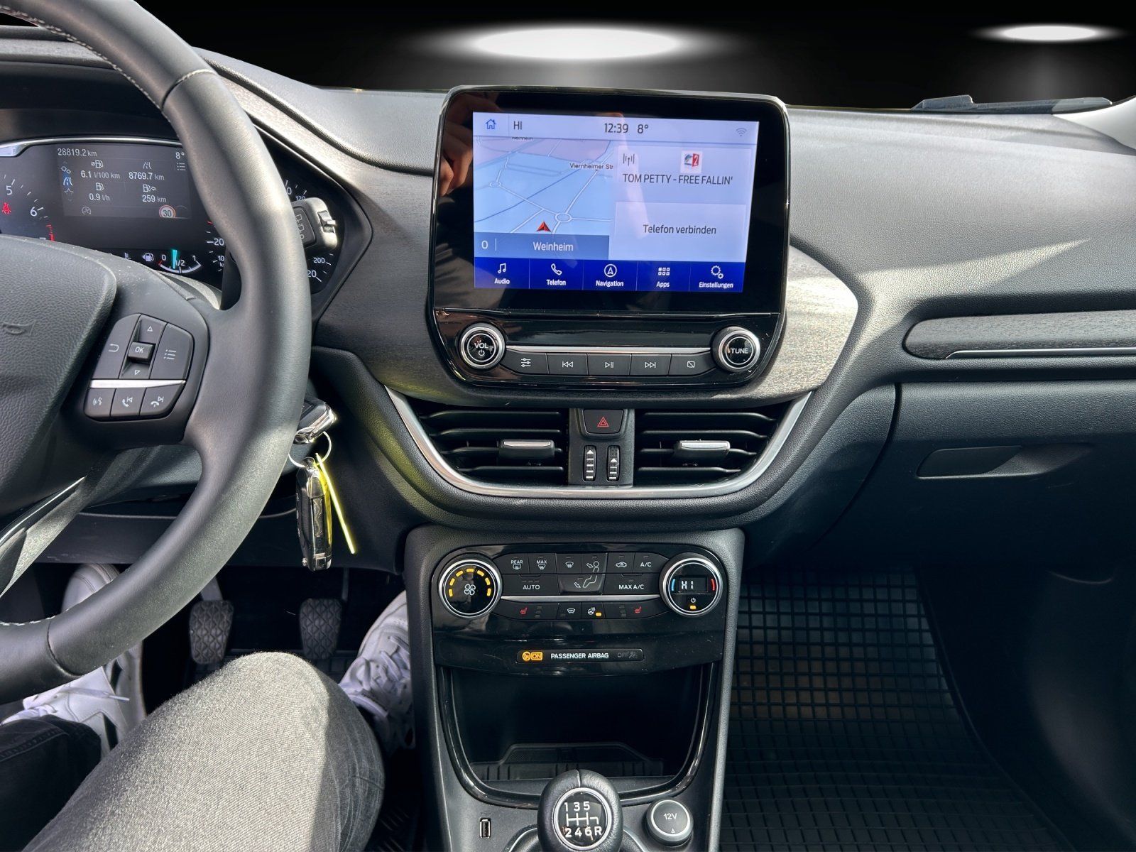 Fahrzeugabbildung Ford Puma 1.0 EcoBoost Titanium X,Pano,Navi