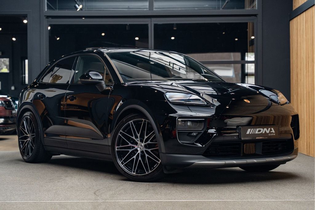 Image of Porsche Macan