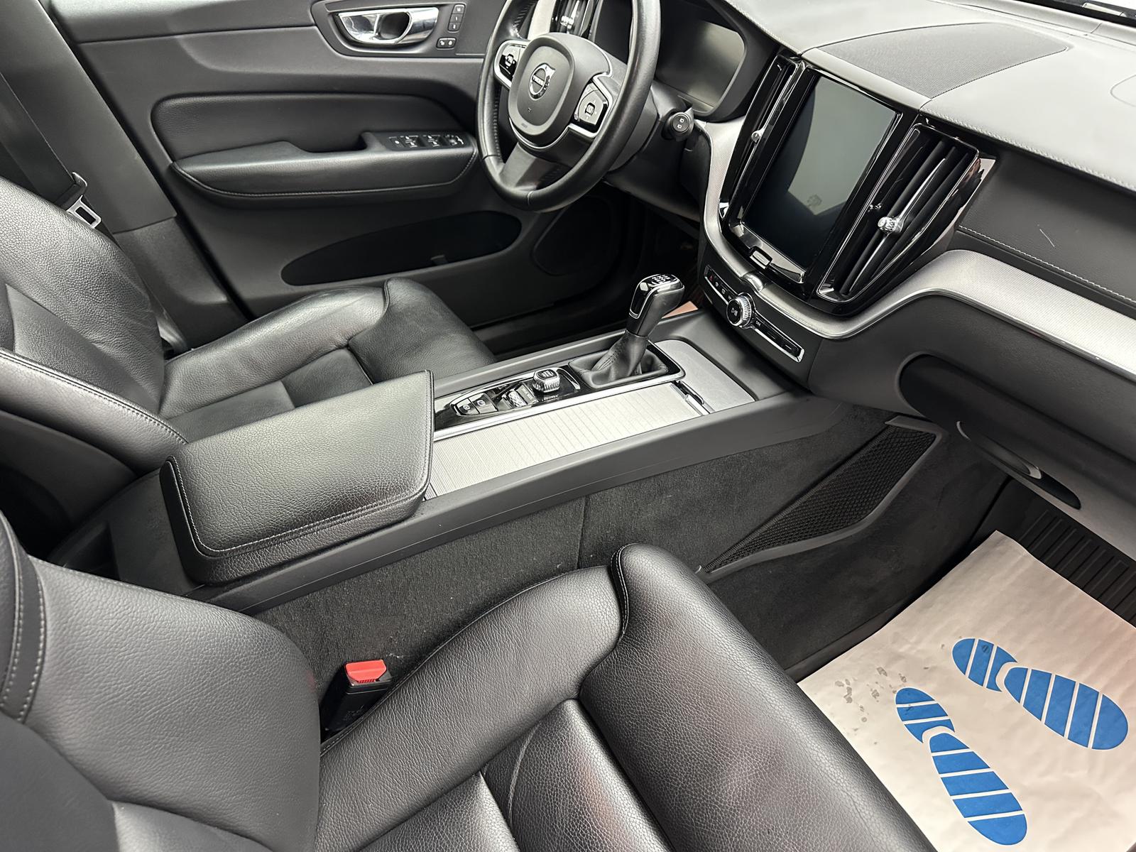 Volvo XC60 Inscription 2WD "1 HAND-NAVI-LEDER-SITZH"