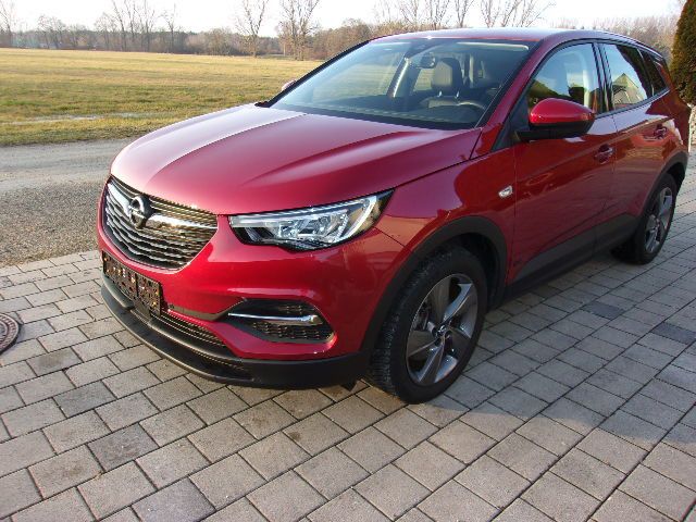 Opel Grandland (X) 1.6 Hybrid Edition Auto. AHK Navi