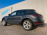 Porsche Premium-SUV sucht neue Garage - Porsche Macan in Nürnberg