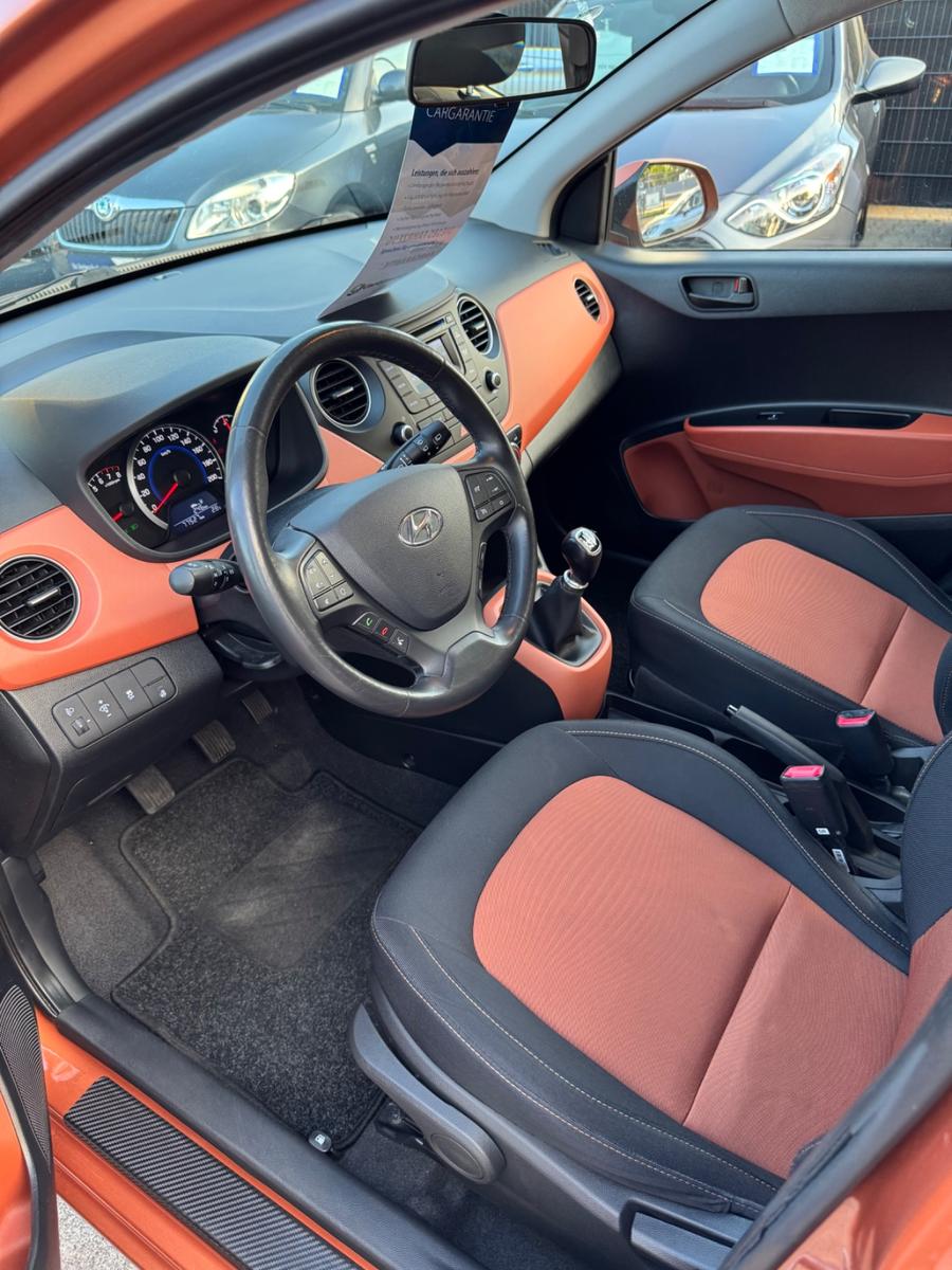 Hyundai i10 FIFA World Cup Edition