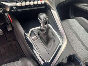 Peugeot 3008 - 11