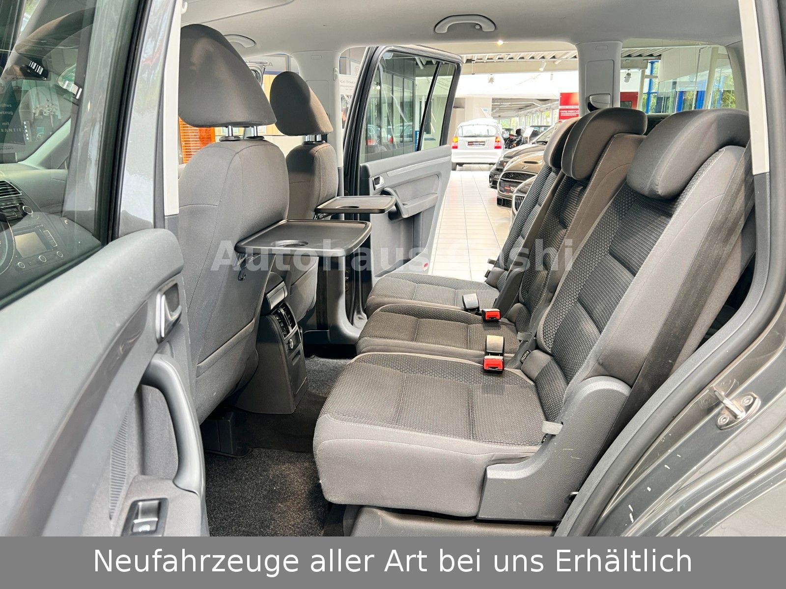 Fahrzeugabbildung Volkswagen Touran Comfortline*2.Hd*Navi*Tempo*7.Sitzer*AHK*