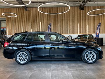 BMW 320i Advantage *NAVI*PDC*MFL*TEMP*