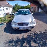 Mercedes-Benz Toller, silberner Mercedes Kompressor C 18... - Mercedes-Benz C 180 aus 2003: Kompressor