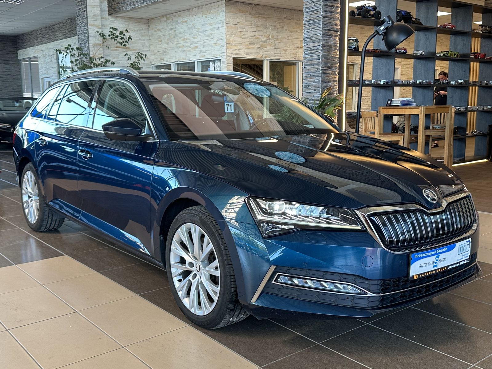Skoda Superb - 1