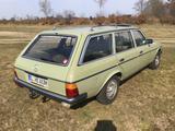 Mercedes-Benz 230TE W123 - Mercedes-Benz E 230: Kombi