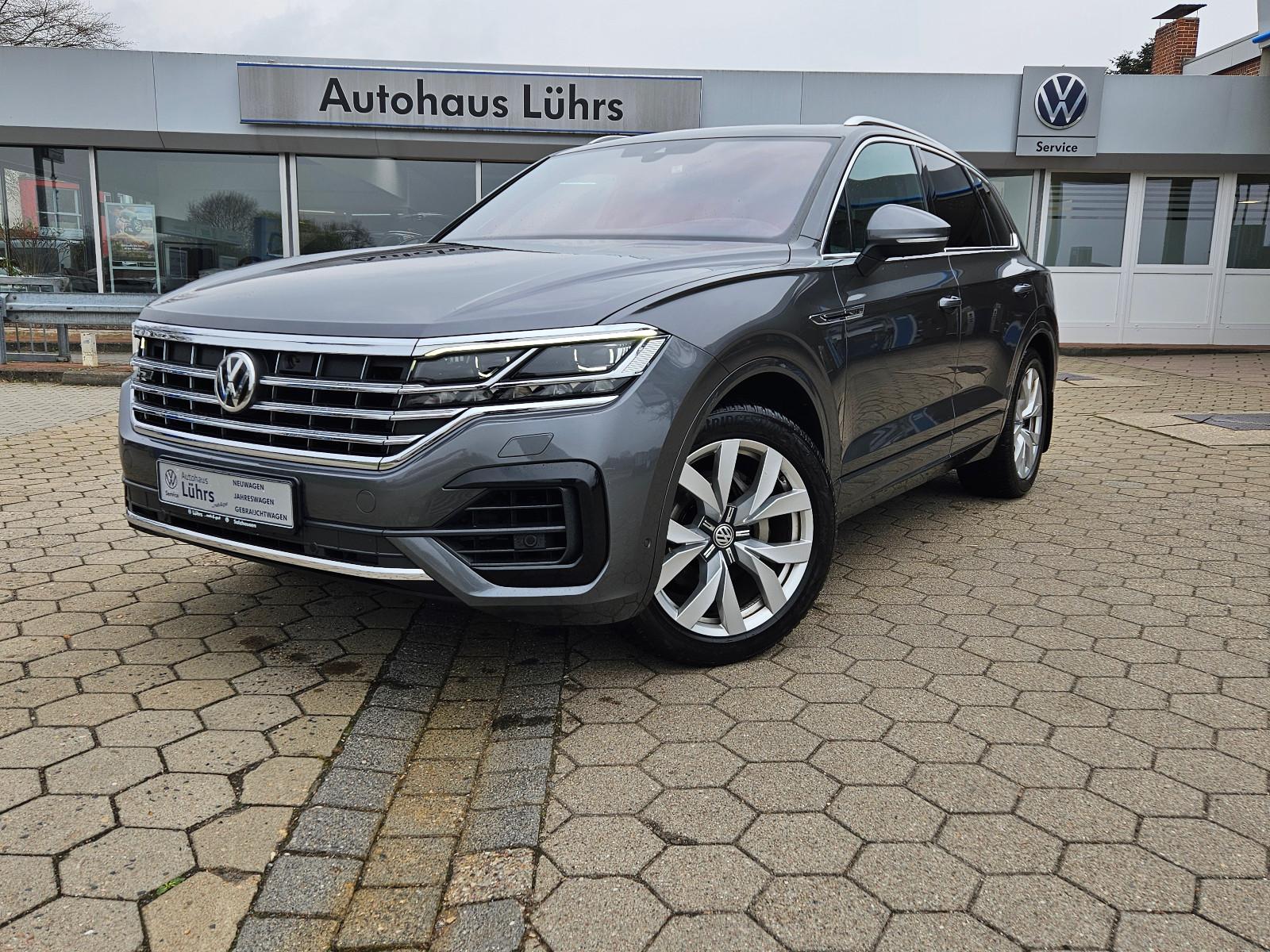 Volkswagen Touareg R-Line 3.0 V6 TDI 4MOTION DSG AHK