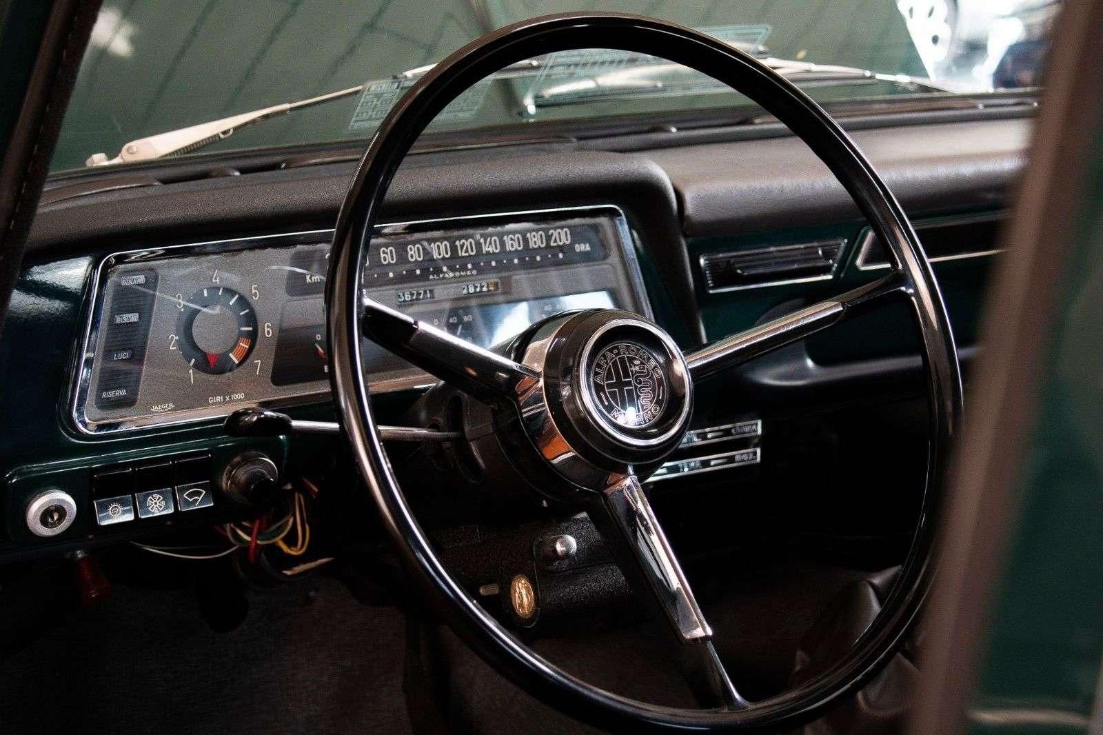 Fahrzeugabbildung Alfa Romeo Giulia 1,3 TI UNGESCHWEISST unglaublich   105.39