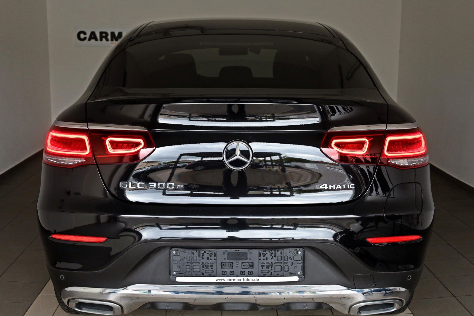 Fahrzeugabbildung Mercedes-Benz GLC 300e Coupe 4M,Leder,Navi,LED,GSD,360Kamera