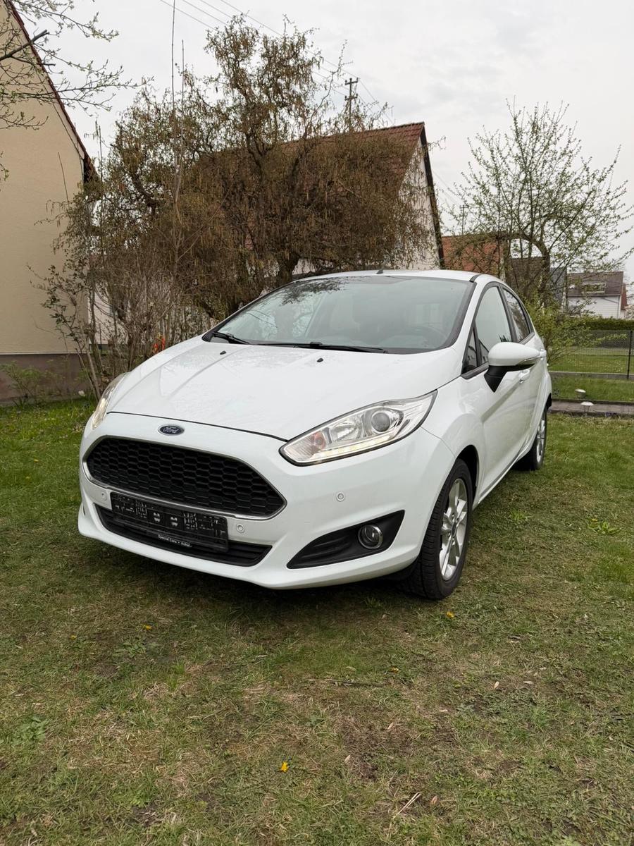Ford Fiesta Celebration   Garantie 12 Monate