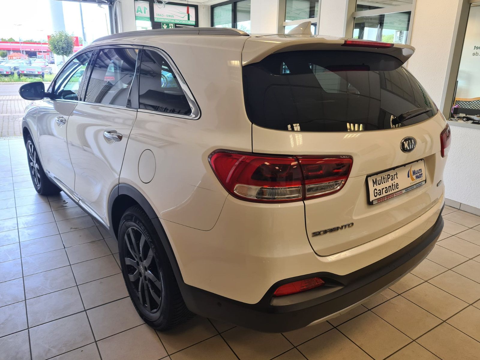 Fahrzeugabbildung Kia Sorento Platinum Edition 4WD / PANO / BELÜFTUNG