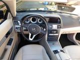Mercedes-Benz E 250 Cabriolet E 250 Autom. - - Mercedes-Benz E 250: Roadster