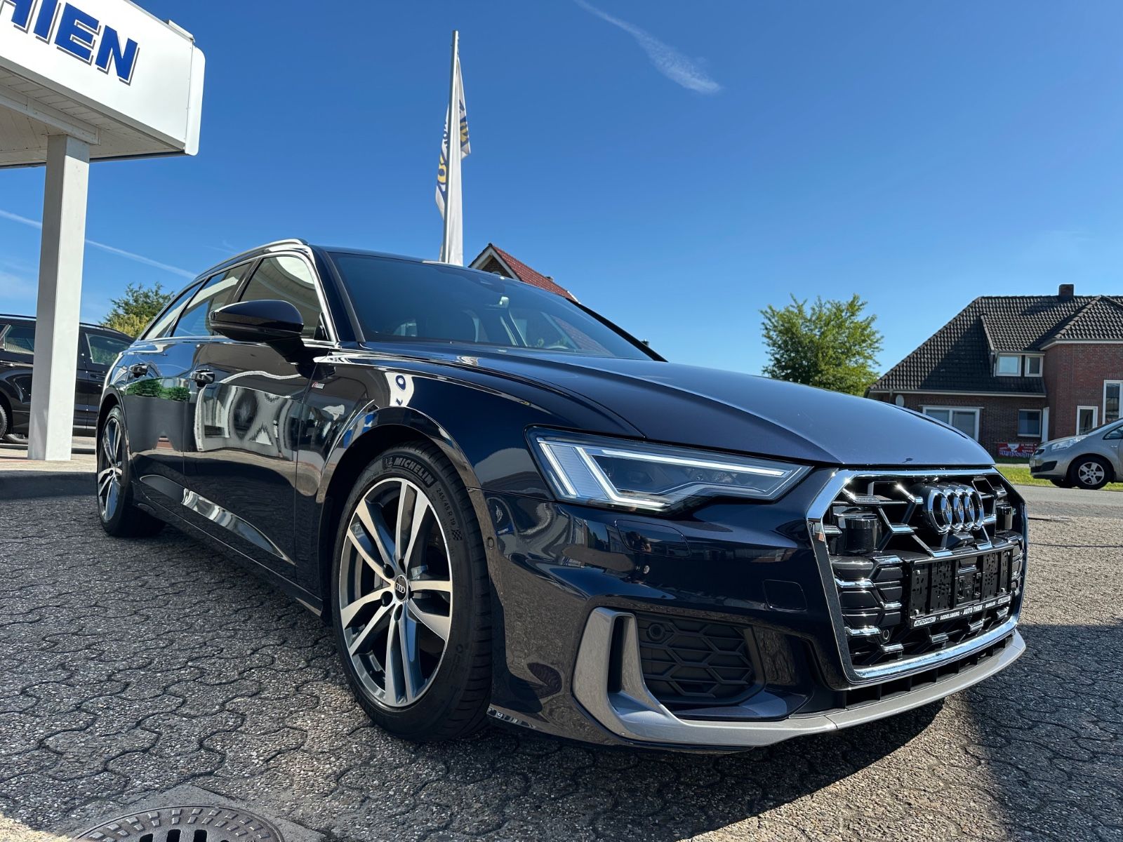 Fahrzeugabbildung Audi A6 Avant 40 TDI S line S Tronic ACC/Matrix/Navi