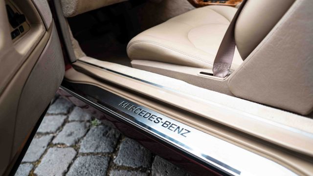 Fahrzeugabbildung Mercedes-Benz SL 500 40th Anniv./1 von 500 im Sammlerzustand