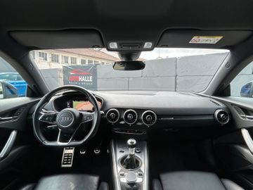 Fahrzeugabbildung Audi TT 2.0 TFSI Coupe s-Line Leder Virtual MatrixLED