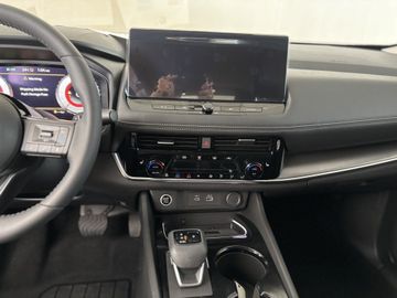 Fotografie des Nissan X-Trail 1.5 VC-T Mild-Hybrid Xtronic N-Connecta