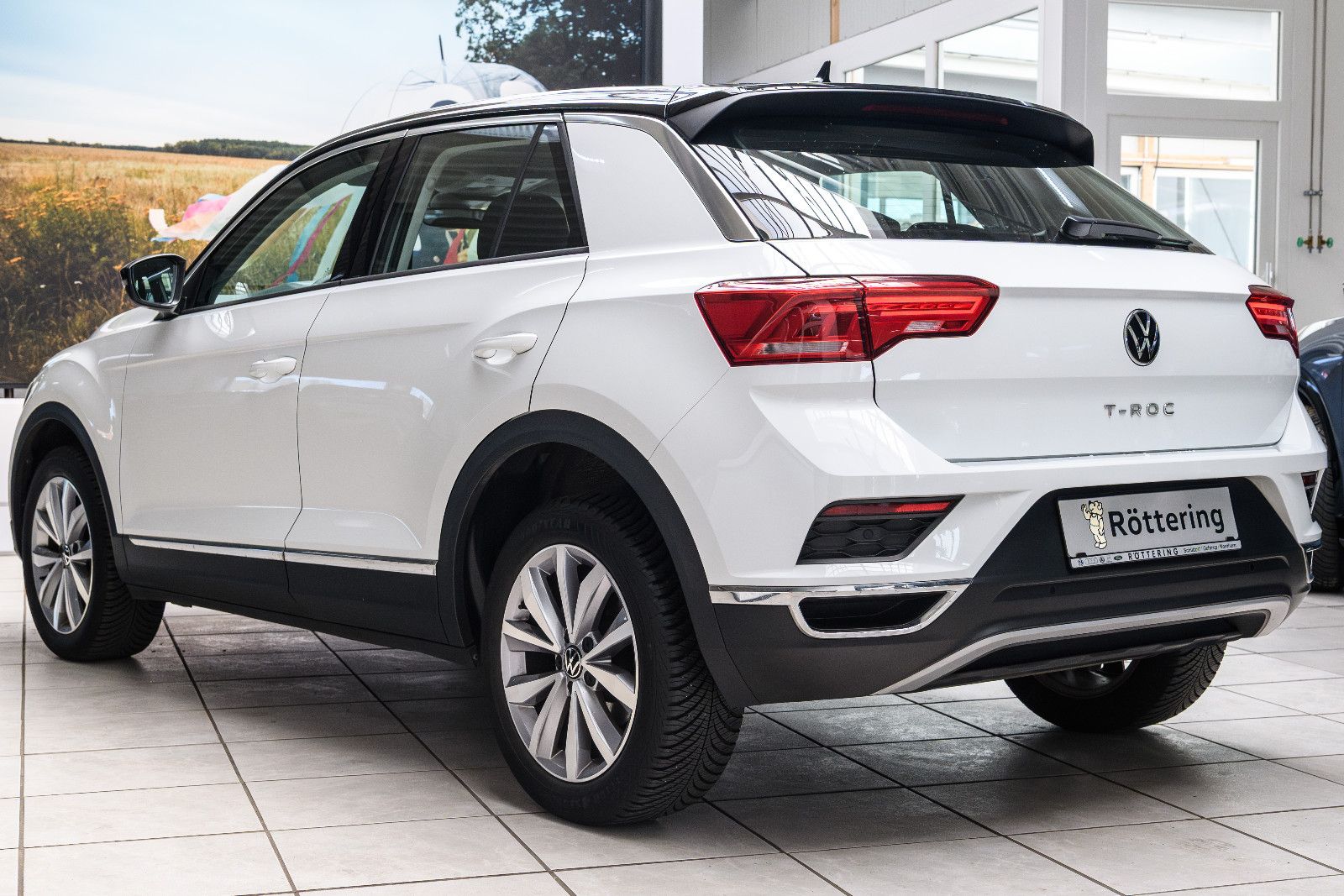 Fahrzeugabbildung Volkswagen T-Roc Style +Bicolor +Navi *GJR+SHZ+LANE ASS