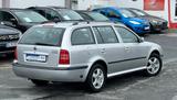 Skoda Octavia Combi 2.0 LPG AMBIENTE WENIG KM! - Skoda Octavia: 0 Km