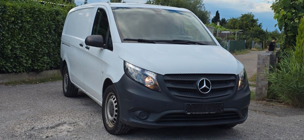 Image of Mercedes-Benz Vito
