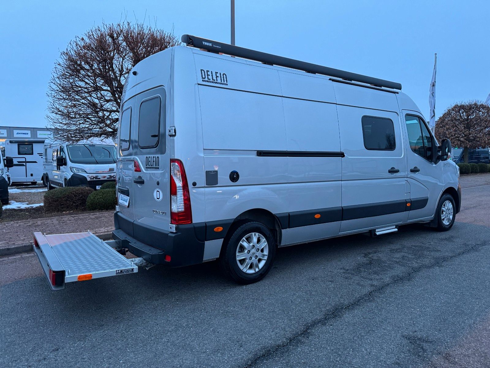 Fahrzeugabbildung Bürstner Delfin C 621 Limited - Garantie - Motorradbühne!