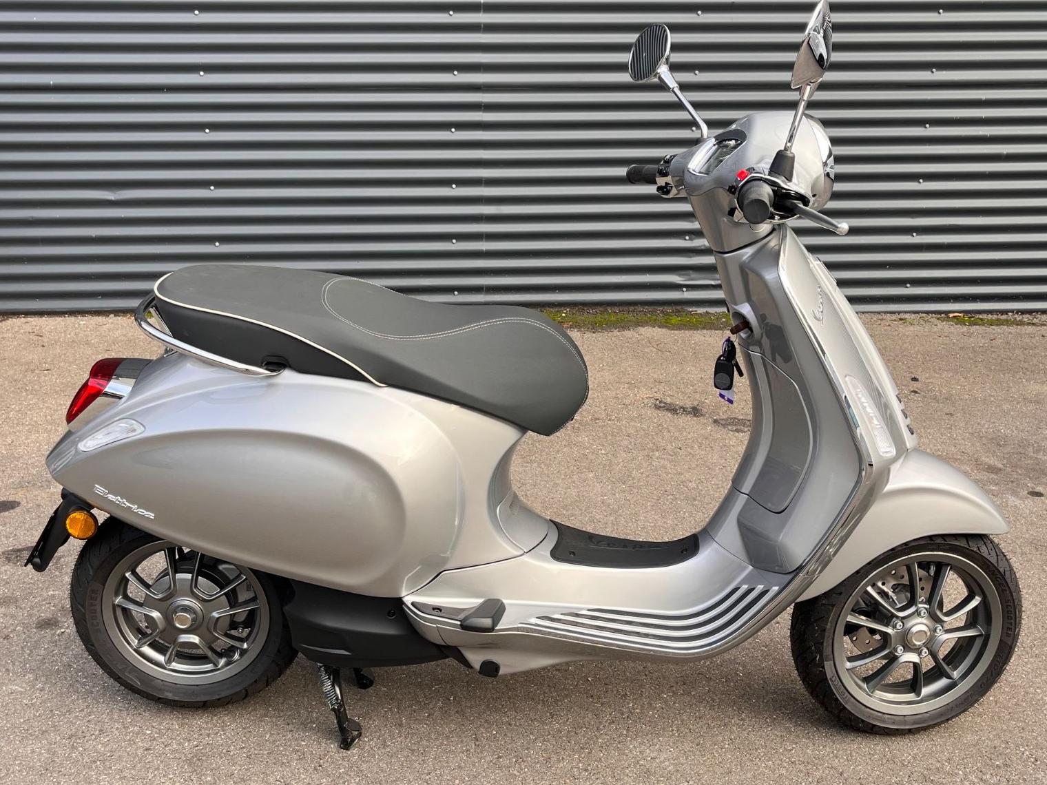 Vespa Ellettrica 45Km/h *NEU* SOFORT VERFÜGBAR *
