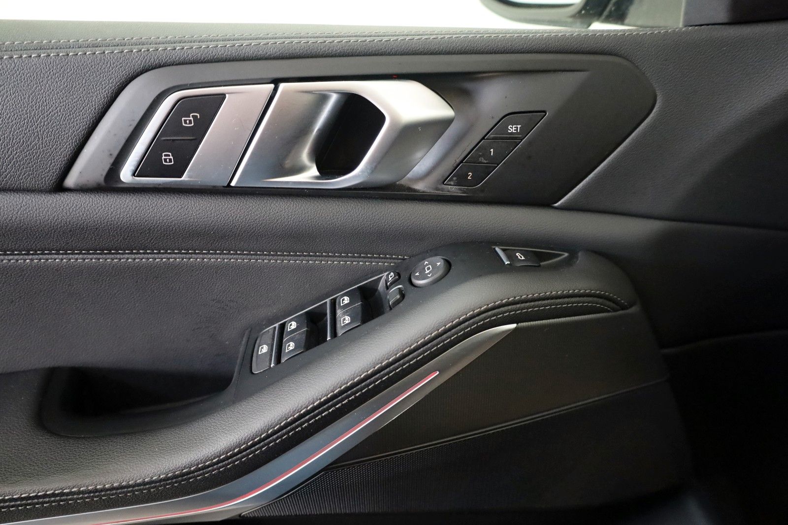 Fahrzeugabbildung BMW X5 xDrive 45e xLine Leder,Navi,LED,Kamera,4xSH