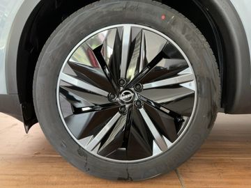 Nissan Qashqai TEKNA 1.3 DIG-T MHEV 158 PS Navi, SHZ, K