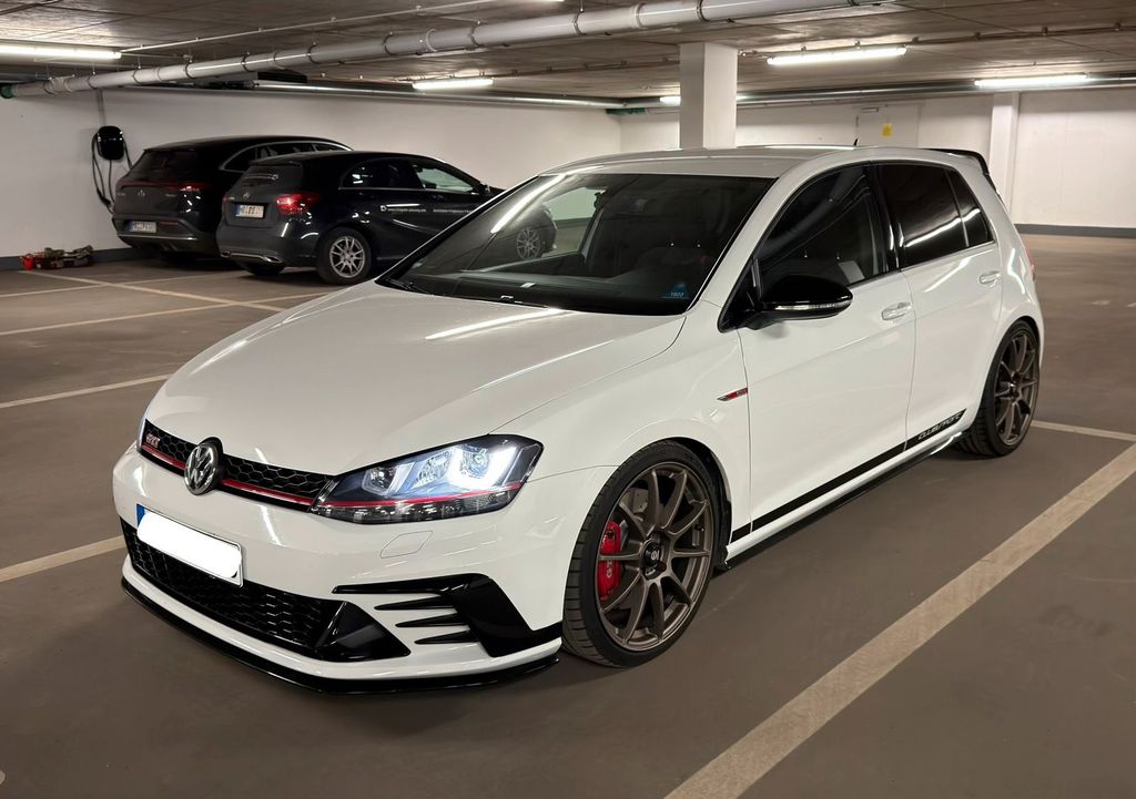 Image of Volkswagen Golf