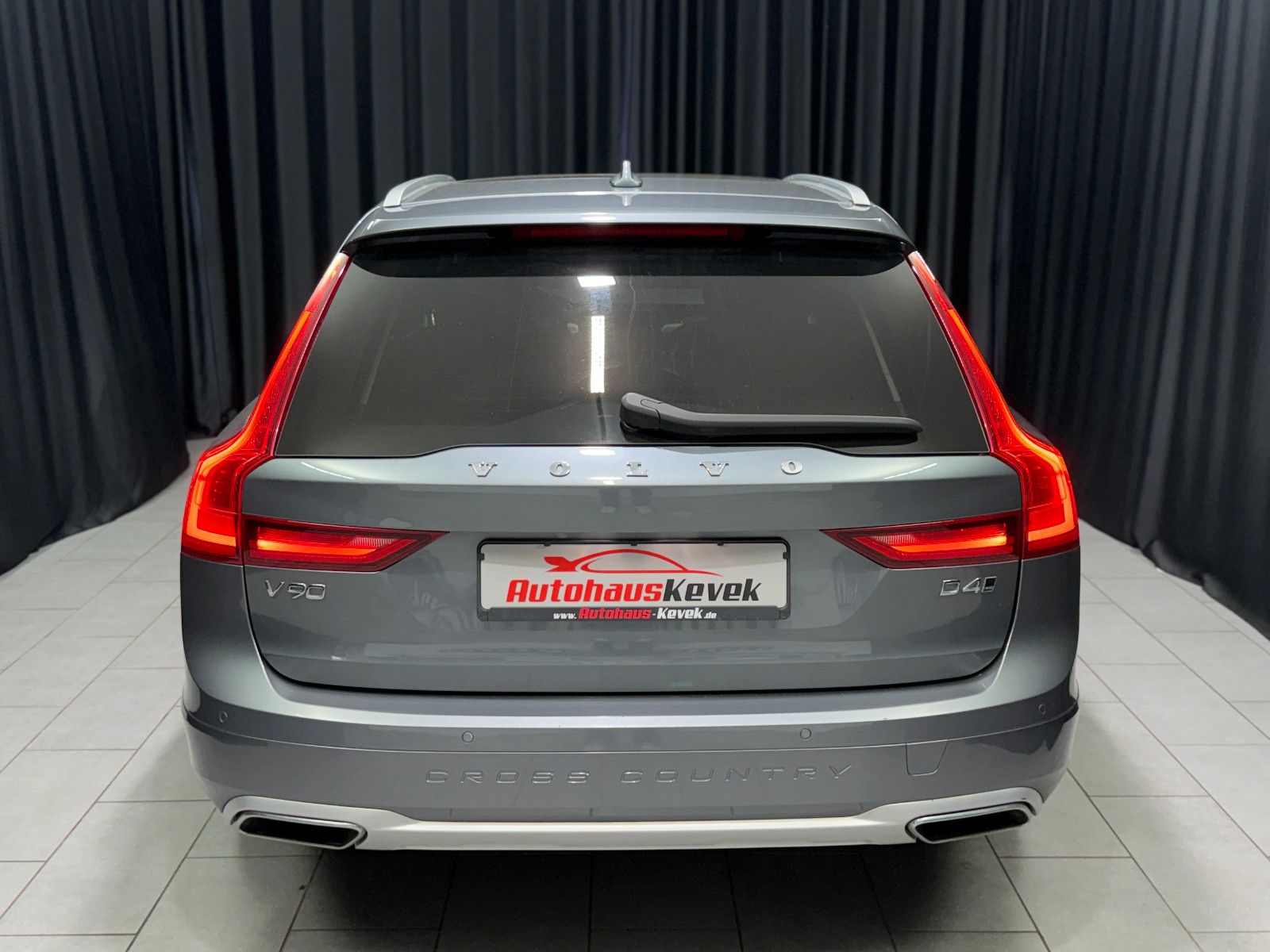 Fahrzeugabbildung Volvo V90 Cross Country Pro AWD|HuD|H&K|360°|PANO