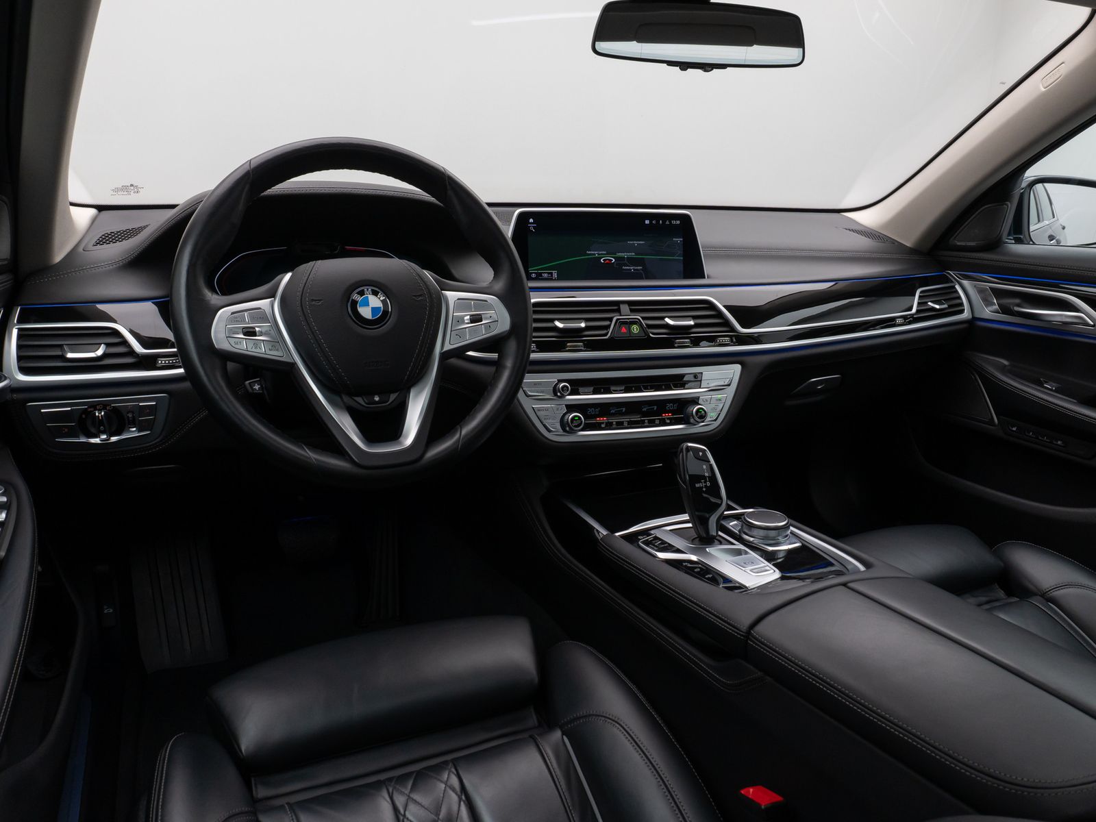 Fahrzeugabbildung BMW 750Li xD 360°Panorama Laser HUD H/K Massage ACC