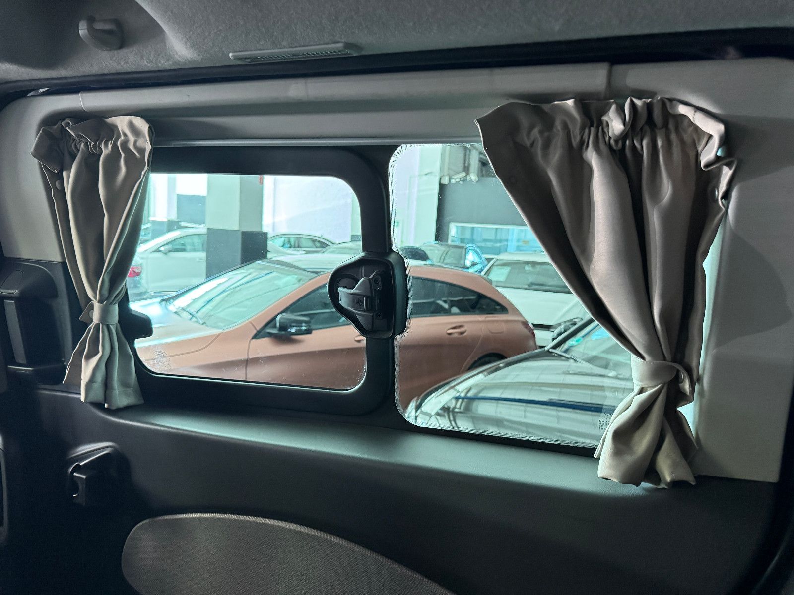Fahrzeugabbildung Westfalia WESTFALIA BUSINESS EDITION EUROLINE FORD 7SITZER