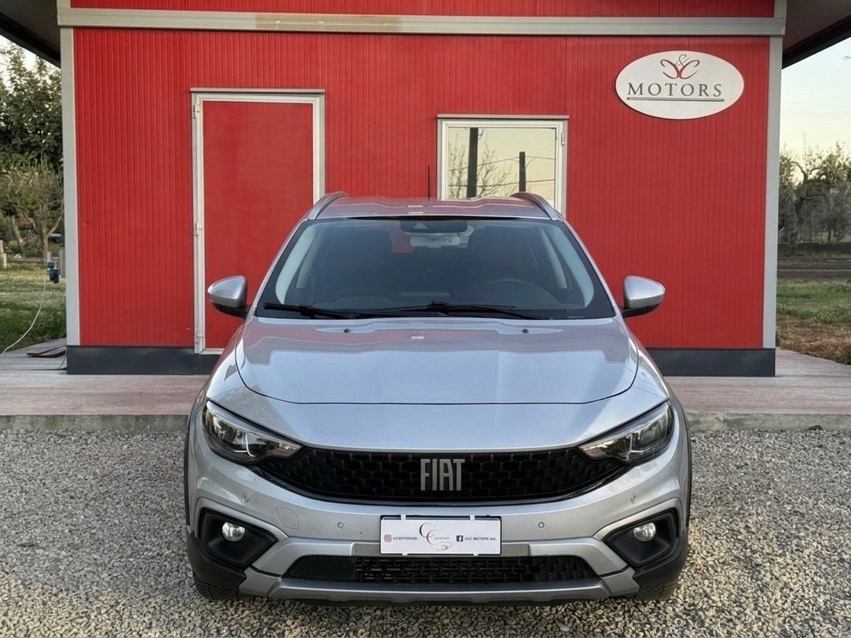 Fiat Tipo 1.6 Mjt S&S 5 porte Cross imagem 3
