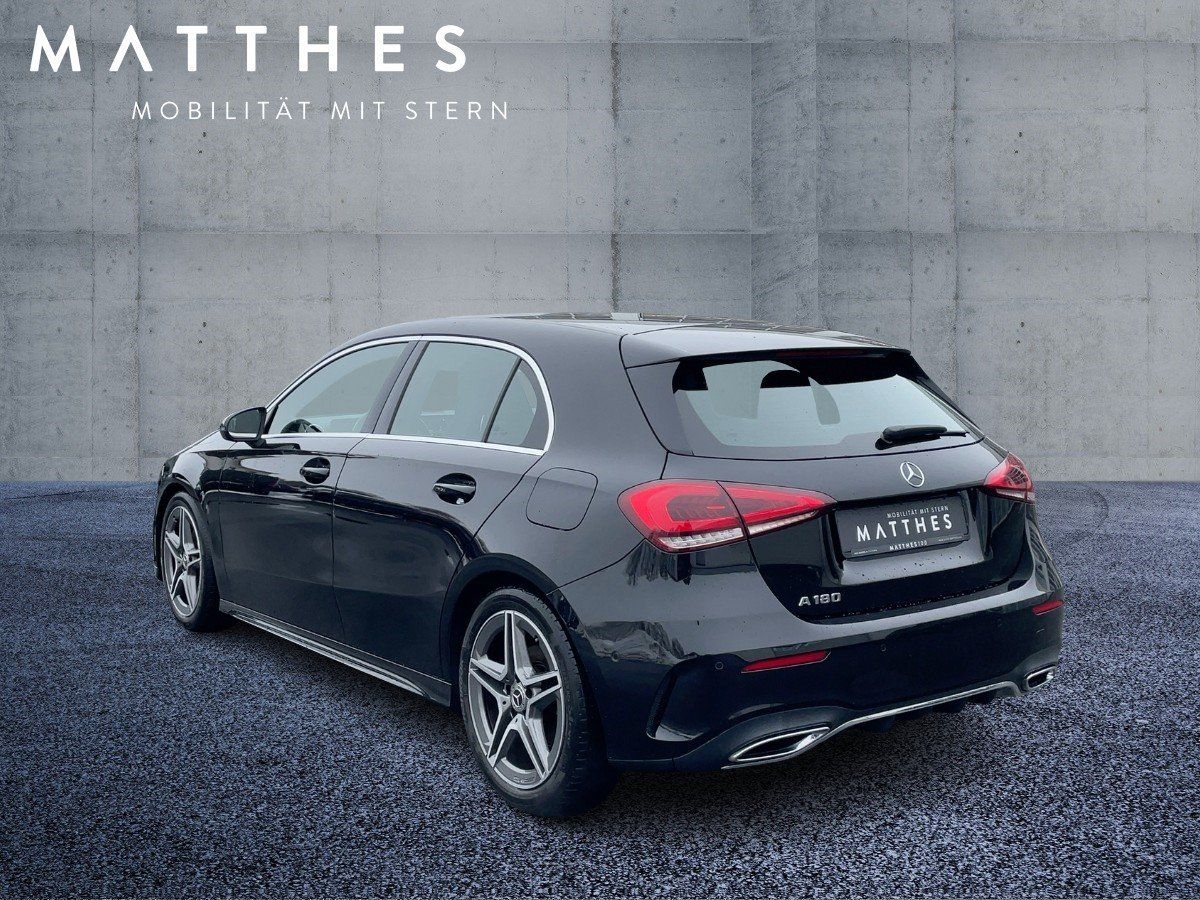 Fahrzeugabbildung Mercedes-Benz A 180 AMG/LED/Tempomat/Navi