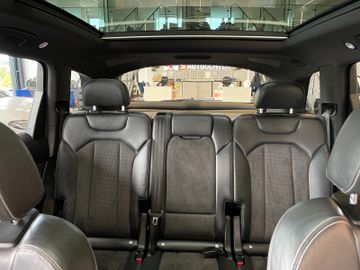 Audi SQ7 4.0 TDI quattro *PANO*HUD*MATRIX*AHK*S-LINE*