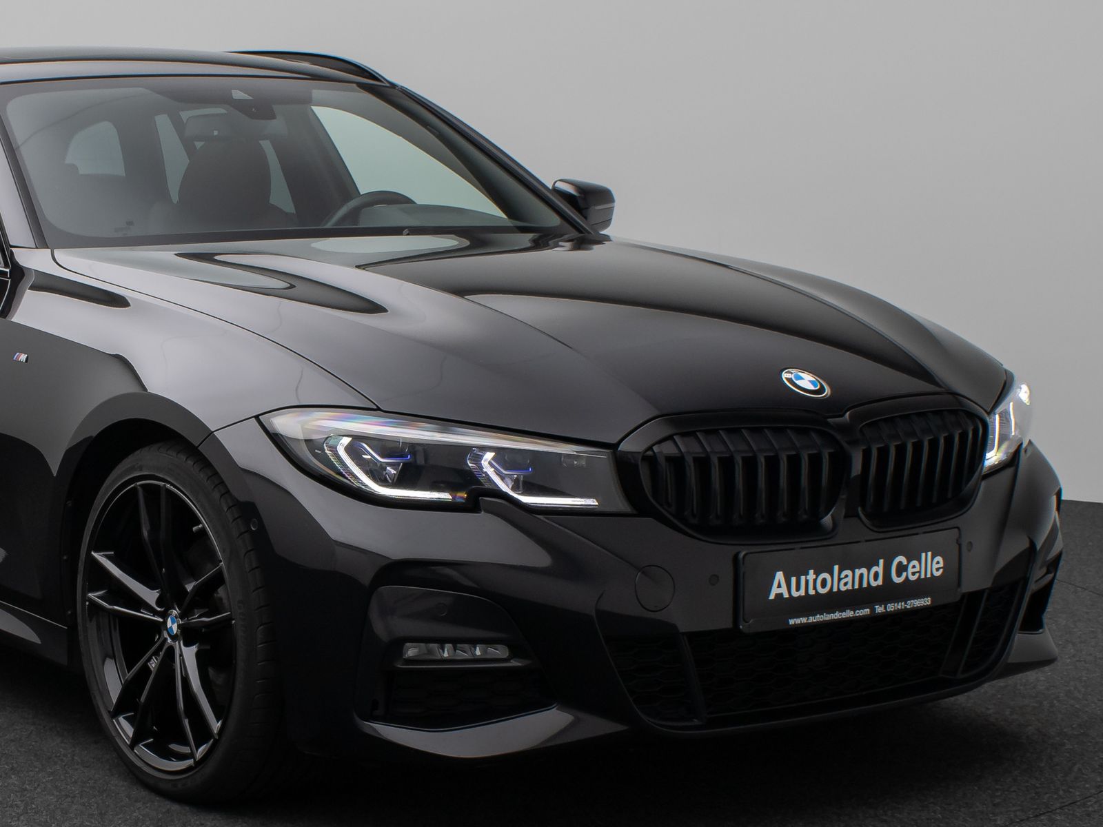 Fahrzeugabbildung BMW 320d  M Sport Panorama Kamera Laser DAB HiFi AHK