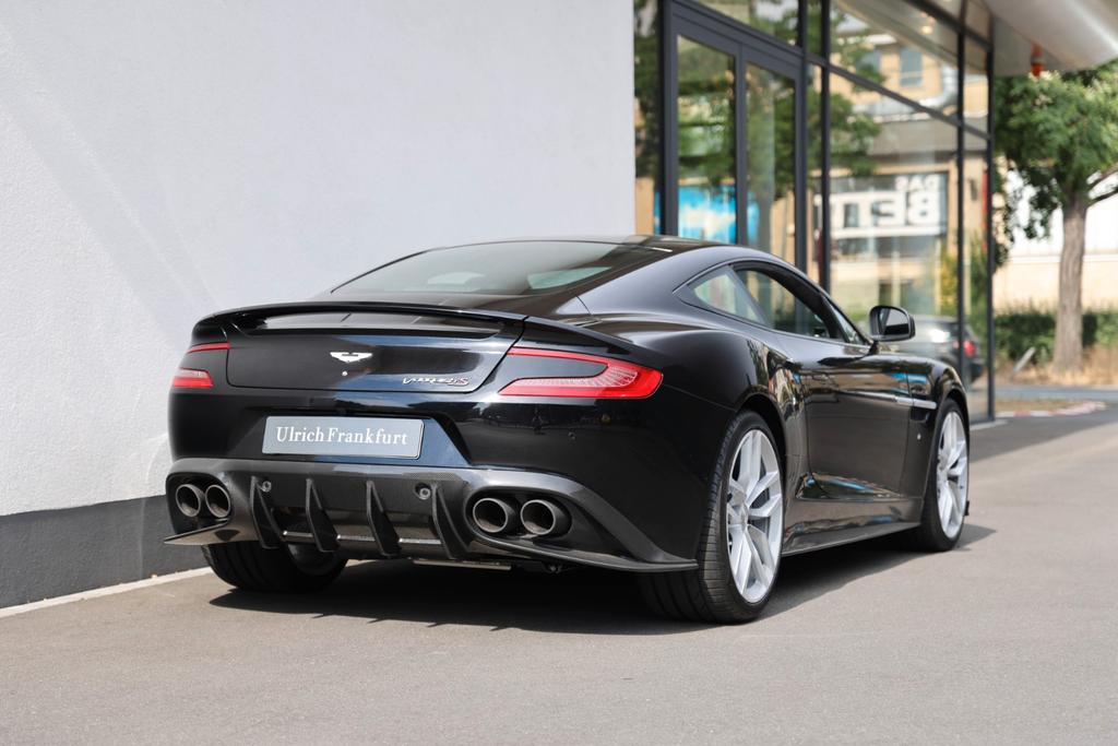 Aston Martin Vanquish