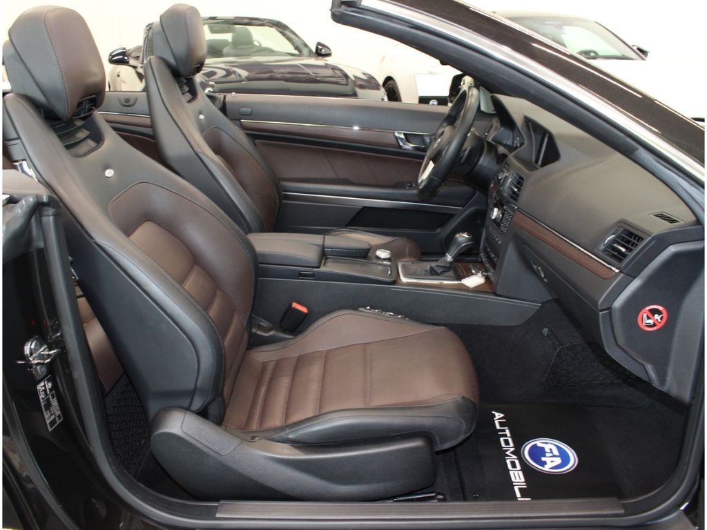 Fahrzeugabbildung Mercedes-Benz E 350 CGI AMG Line BlueEff. Designo*H&K*TOP