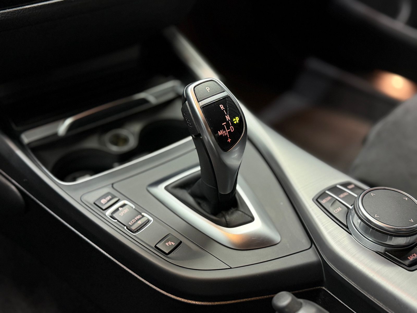 Fahrzeugabbildung BMW M240i Coupe|HJS|MPS|H&K|LCI|NO-OPF