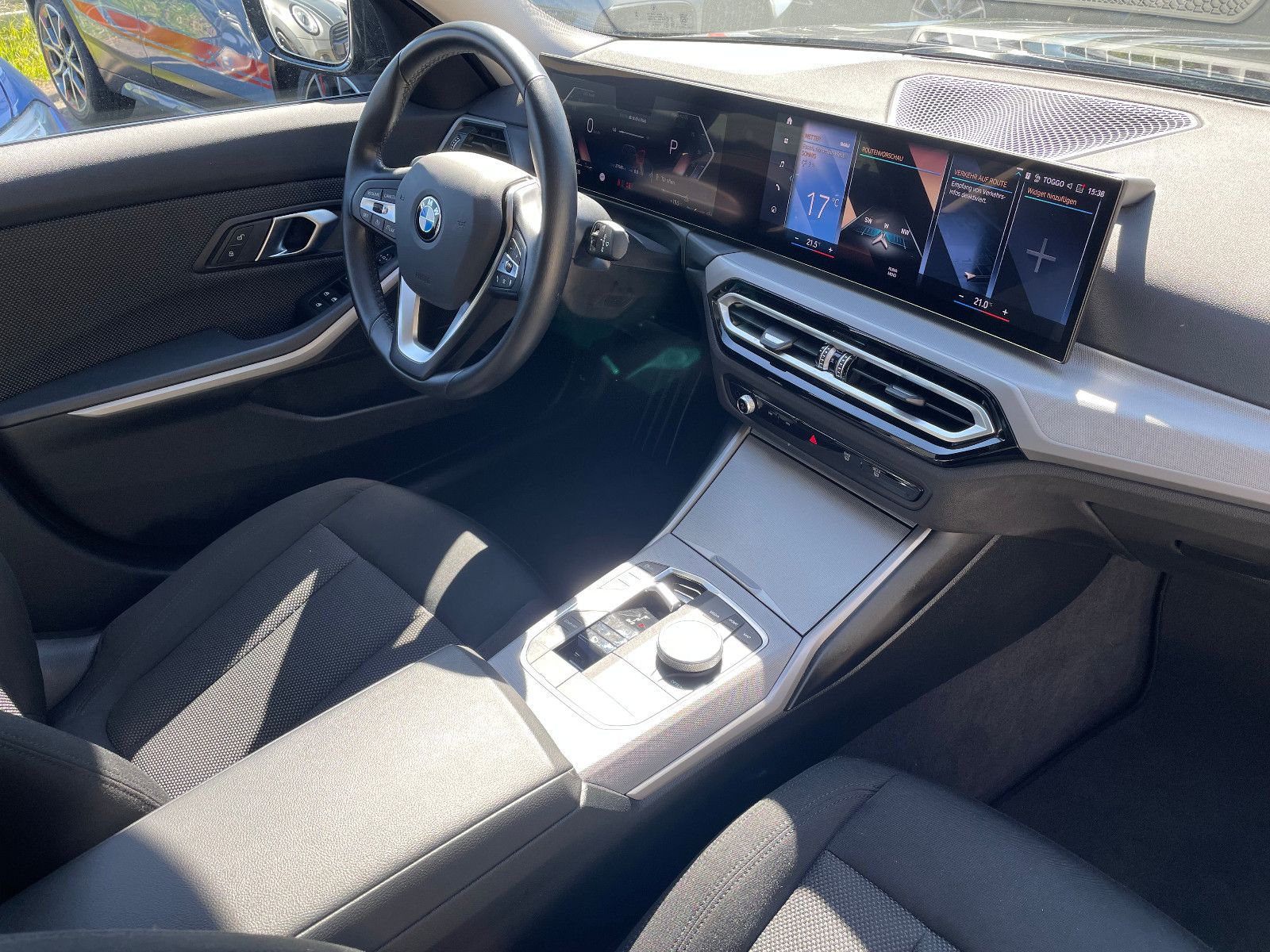 BMW 318 i Touring foto 16