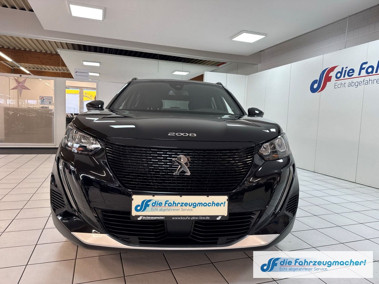 Fahrzeugabbildung Peugeot 2008 e- Allure Pack Navi LED Apple CarPlay Andro