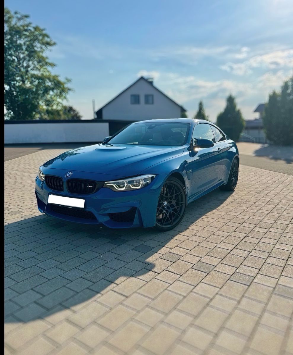 BMW M4 Competition Heritage Edition 1/750