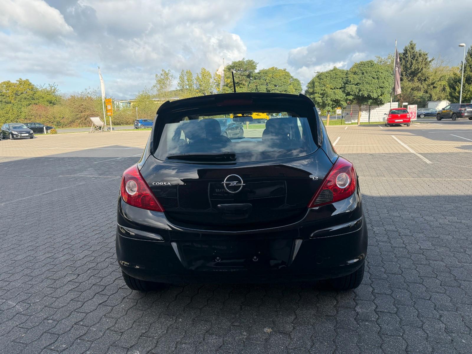 Opel Corsa D Edition