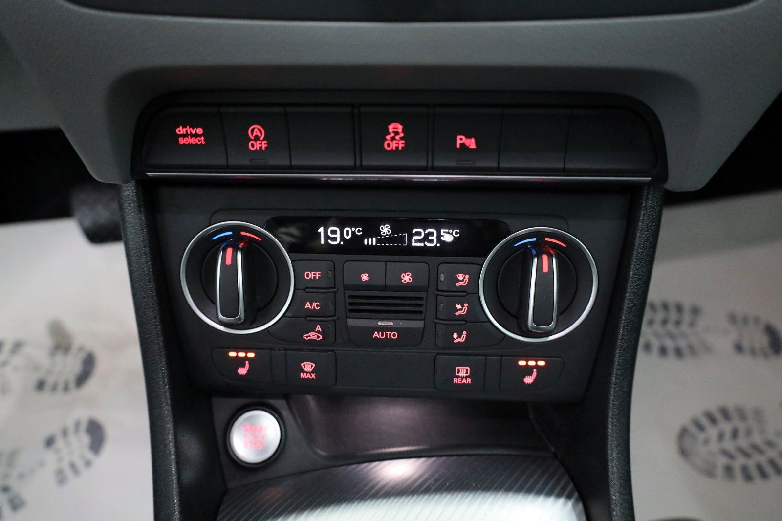 Fahrzeugabbildung Audi Q3 quattro S Line Naxi,Xenon,Panorama,Kamera,SH