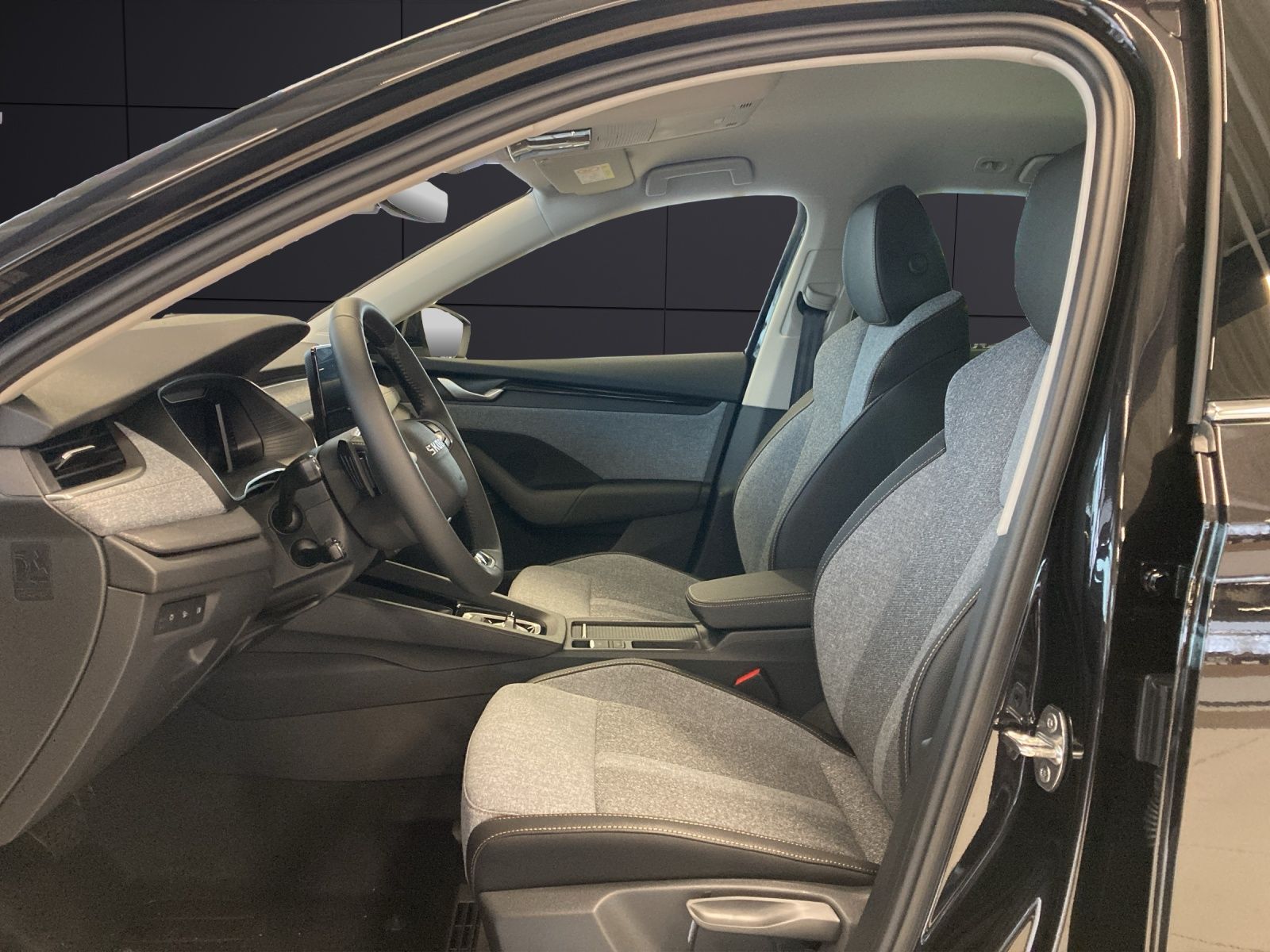 Fahrzeugabbildung SKODA Octavia Combi Balance 1.5 TSI mHEV DSG AHZV 3 J