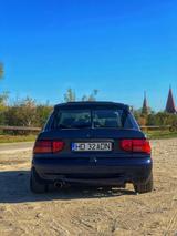 Ford Escort - blaue Ford Escort