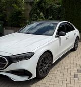 Mercedes-Benz E220d Limo HUD,Pano,Burmester 4d,Hyperscreen