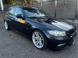 BMW E91 330d Touring M-Paket, Pano,Xenon - BMW 330: Kombi, E91 330d